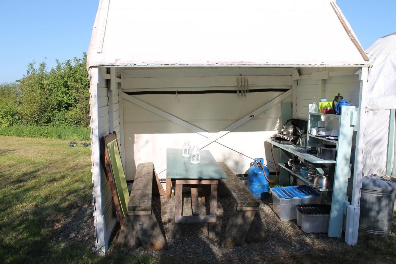 Mill Haven Place Glamping Yurt 3 Haverfordwest Eksteriør billede