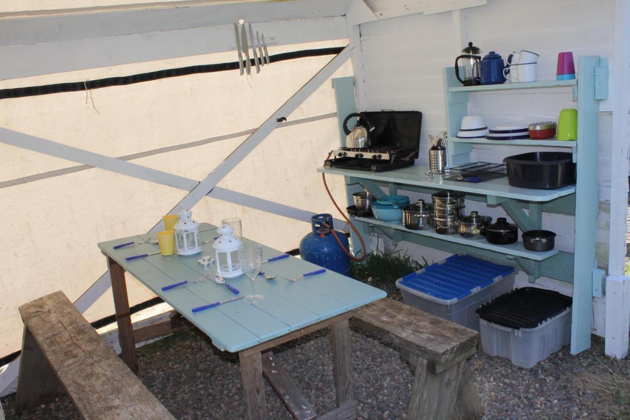 Mill Haven Place Glamping Yurt 3 Haverfordwest Eksteriør billede