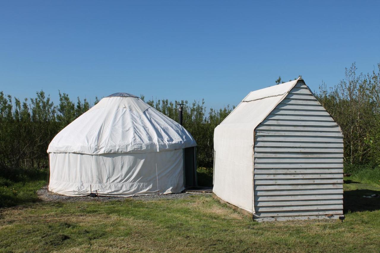 Mill Haven Place Glamping Yurt 3 Haverfordwest Eksteriør billede